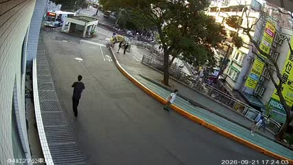 淡江大學R27公車