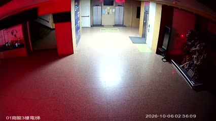 淡江大學商管3樓電梯